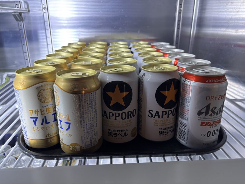 バータイムの缶ビール