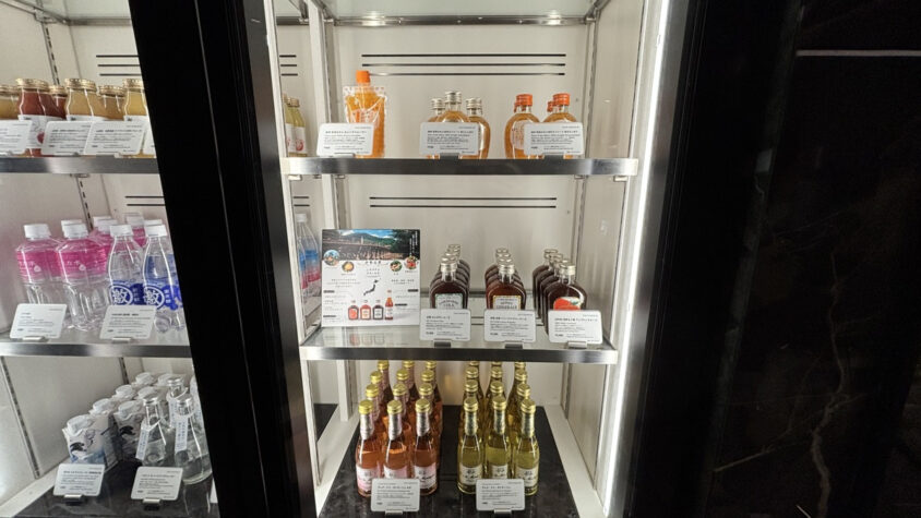 ウェスティンホテル東京：ショップのボトル飲料