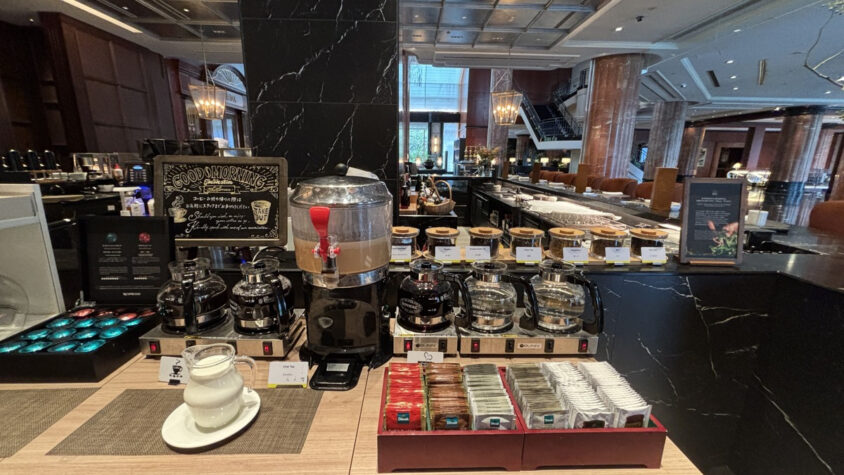 ウェスティンホテル東京：コーヒー・チャイ・紅茶のコーナー