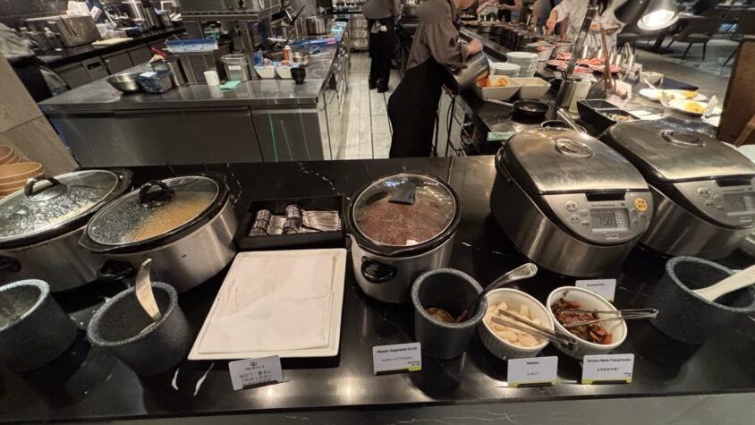 ウェスティンホテル東京：ウェスティンベジタブルカレーと薬味