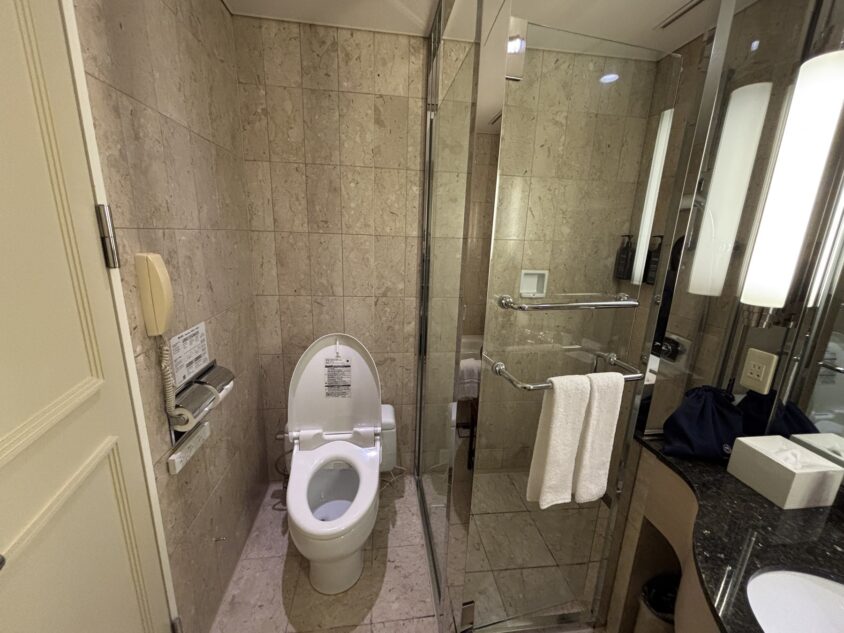 バスタブ・洗面台・トイレの配置